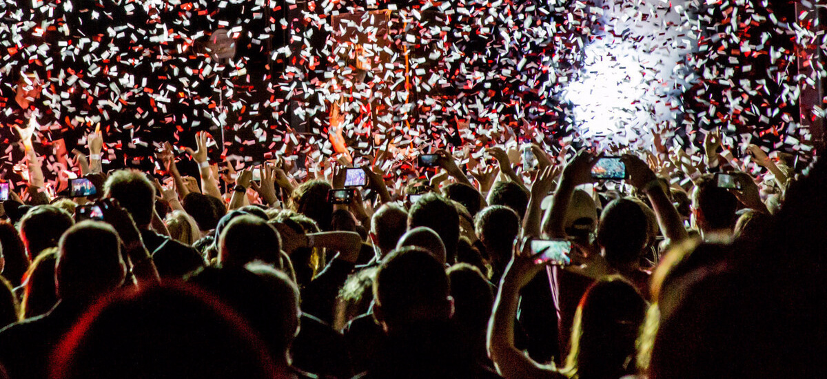 More Followers, More Problems? How to Keep a Large Audience Engaged