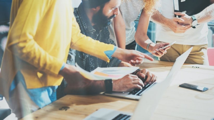 4 Ways to Leverage Marketing Trends for Viral Growth 4 Ways to Leverage Marketing Trends for Viral Growth