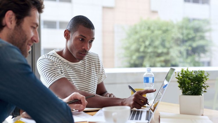 19 Experts Explain Why Your Website Isn’t Bringing in Customers 19 Experts Explain Why Your Website Isn’t Bringing in Customers