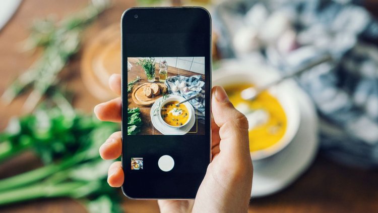 20 Tips to Organically Market Your Brand on Instagram (Infographic)