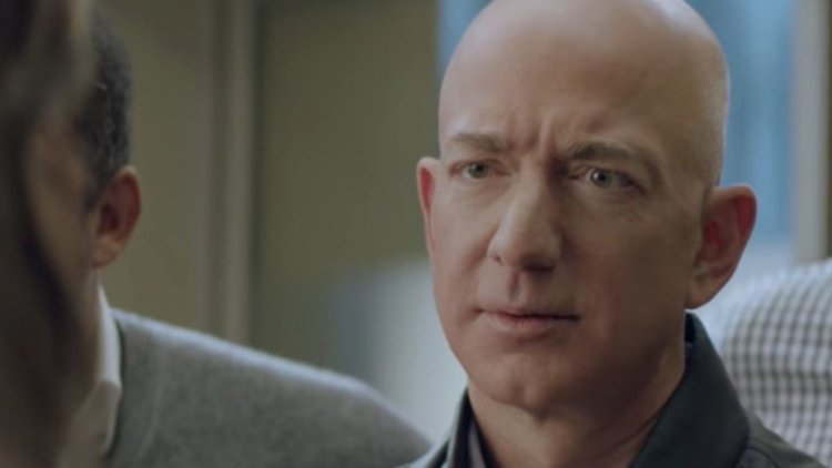Billionaire Jeff Bezos Will Star in Amazon’s Super Bowl Ad