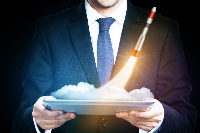 A 10-Step Checklist to Launch a SaaS Business With a Bang
