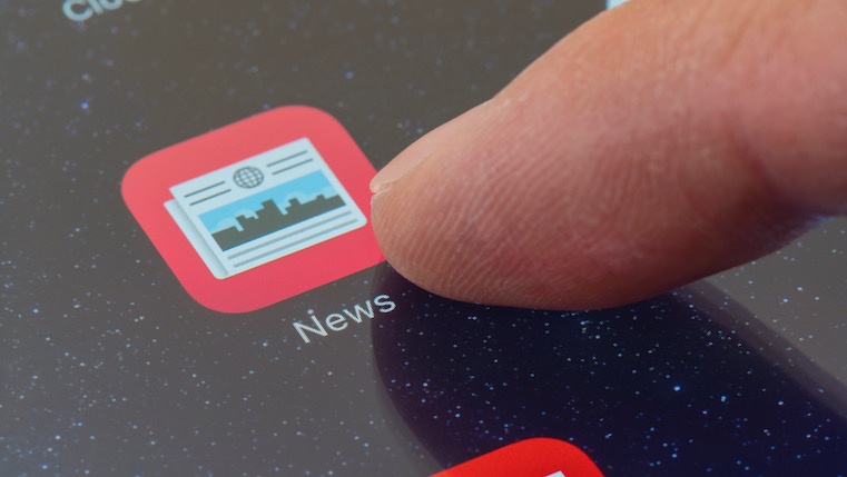Unriddled: Apple Keeps Coming for Google News, a Live Video Push for Twitter, and More Tech News You Need