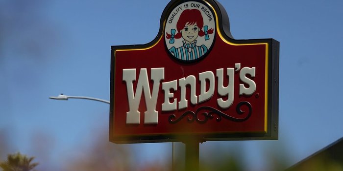 Here’s Why So Many Fast Food Logos Are Red