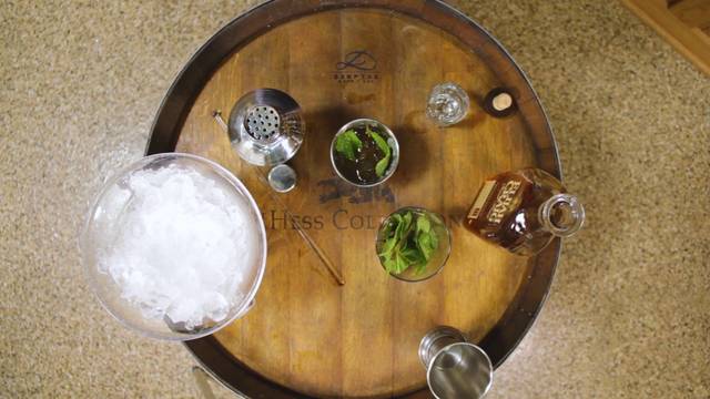 Stop! Why Your Video Intro Should NOT Start With A Logo Stop! Why Your Video Intro Should NOT Start With A Logo